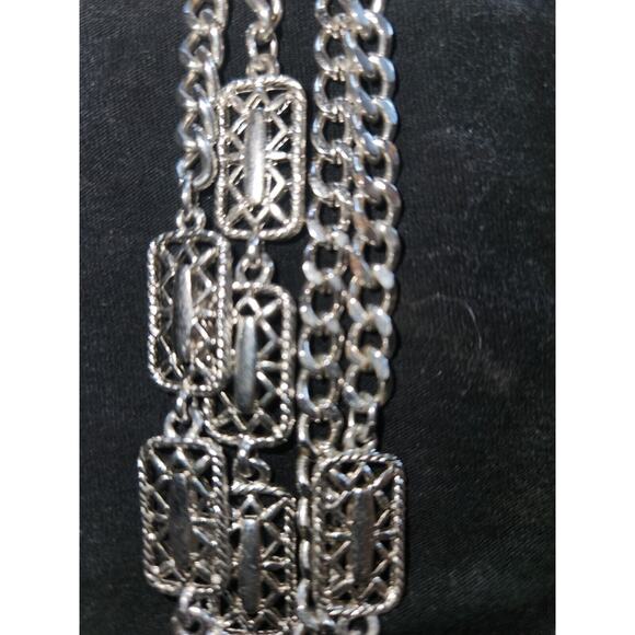 Lot of 6 necklaces, 3 gold tone 3 silver tone - Picture 8 of 11